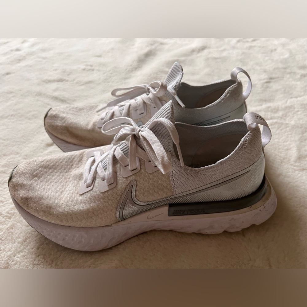 Nike White and Silver Athletic Shoes